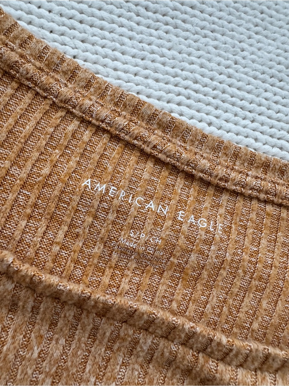 American Eagle Ribbed Top - Picture 2 of 2